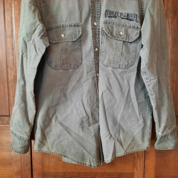 Vintage Harley-Davidson Motorcycle 100% Cotton Gray Embroidered Button Up Shirt - Picture 3 of 12